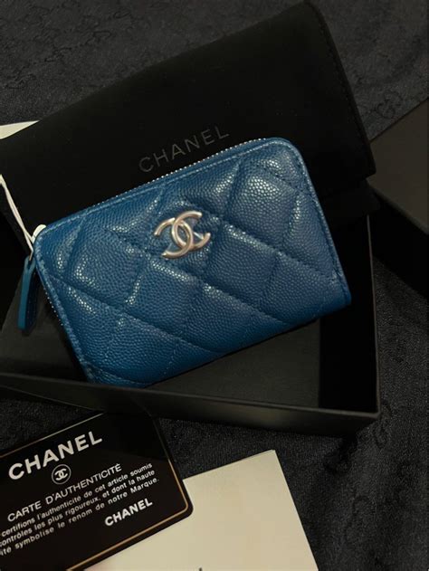 chanel card case with back pocket|Chanel zipper card case.